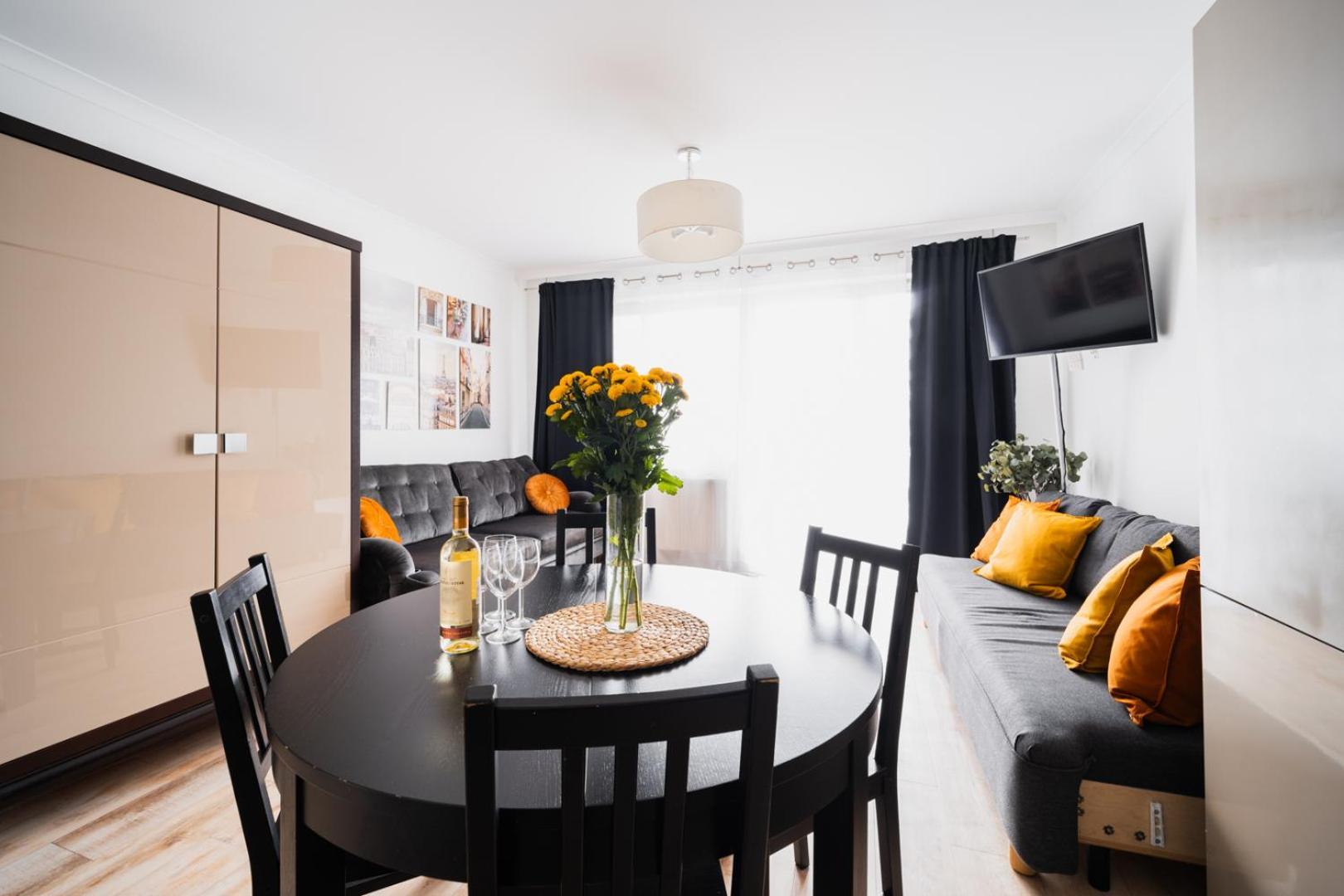 Apartment Old Town - 3 Rooms - 2 Bathrooms - 12 People - Parking Place Wrocław Extérieur photo