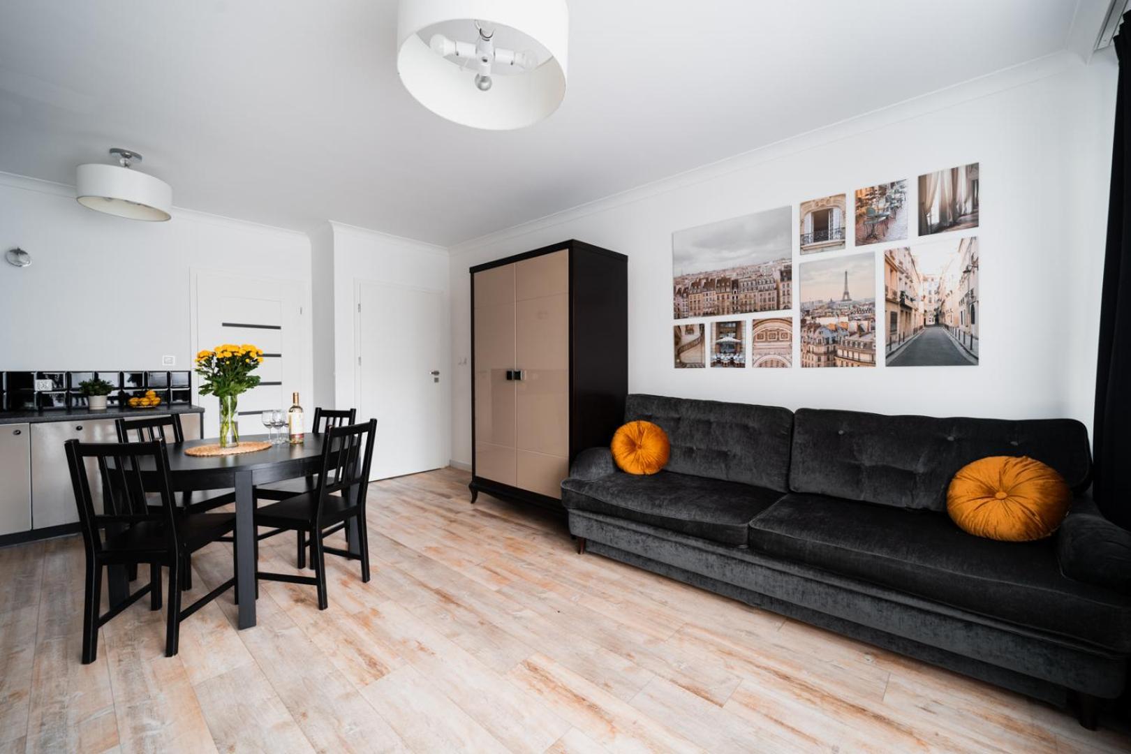 Apartment Old Town - 3 Rooms - 2 Bathrooms - 12 People - Parking Place Wrocław Extérieur photo